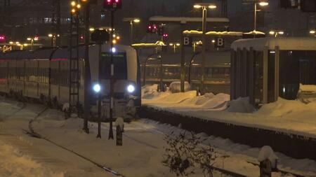 Bahn rät von unnötigen Reisen in Deutschland ab