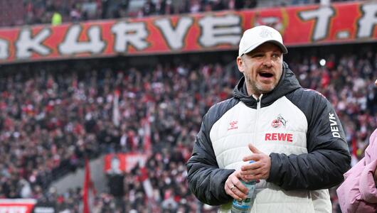 Köln-Trainer Lukas Kwasniok beim Heimspiel gegen Hoffenheim am 21.2.2026. 