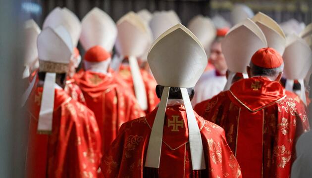 Die Kardinäle haben vor der Papstwahl eine große Messe gefeiert.