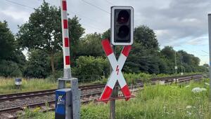 Brandanschlag auf Bahnanlagen? Zugverkehr zwischen Hamburg und Cuxhaven unterbrochen