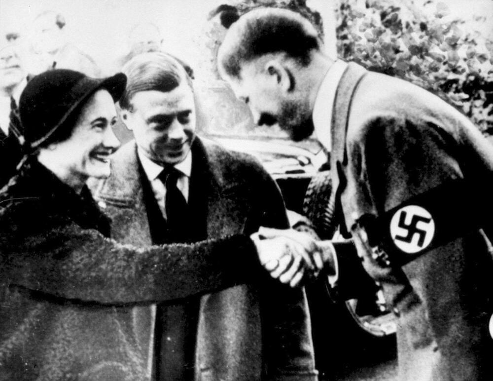 Herzog von Windsor und Ehefrau besuchen Hitler 1937