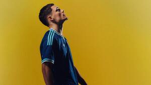 adidas präsentiert das neue DFB-Auswärtstrikot