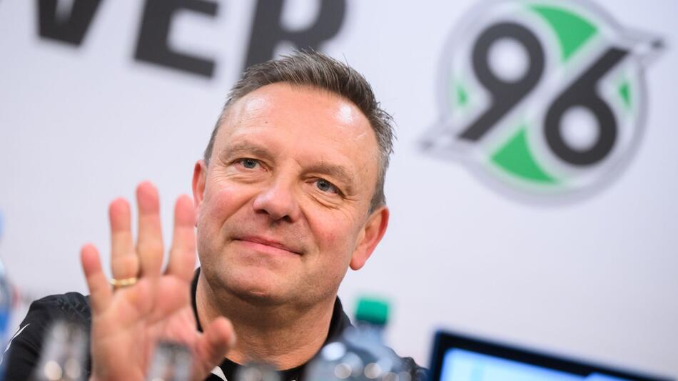 Trainer André Breitenreiter von Hannover 96