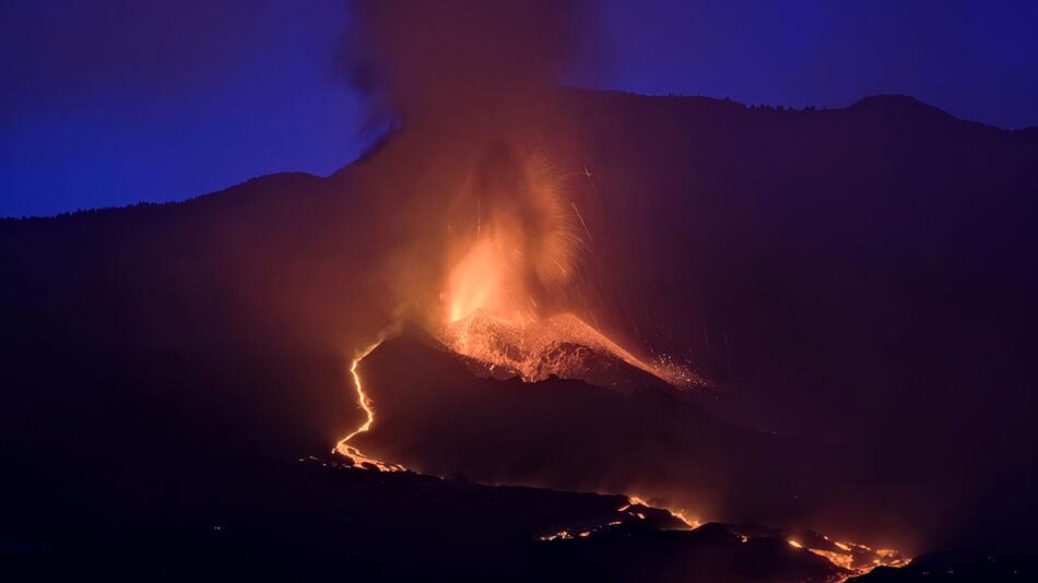 Vulkanausbruch auf Kanareninsel La Palma