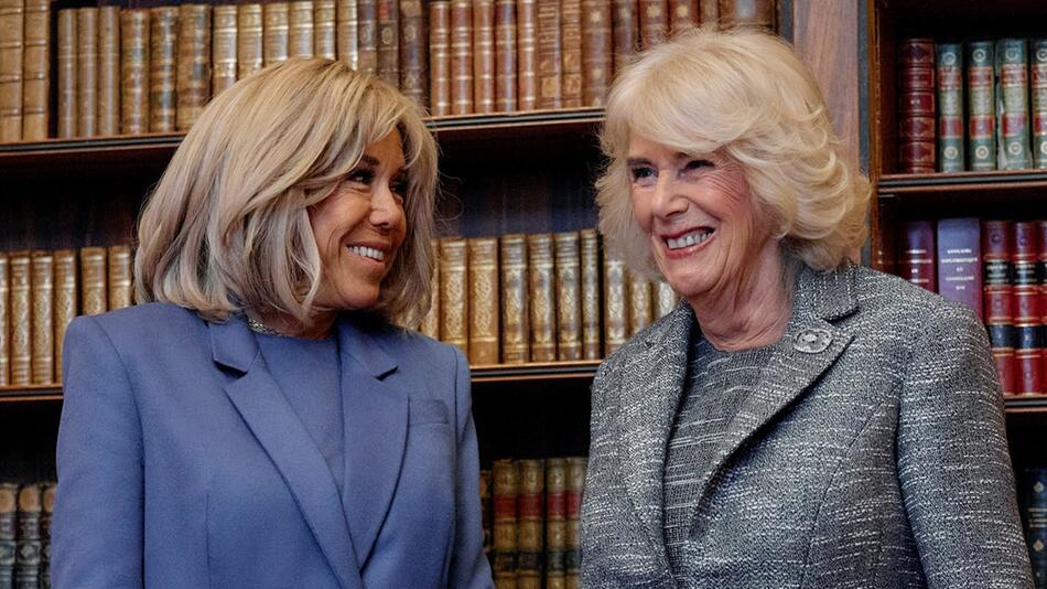 Königin Camilla und Brigitte Macron bei ihrem Treffen in London.