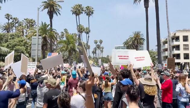 "No Kings": Landesweite Proteste gegen Trump