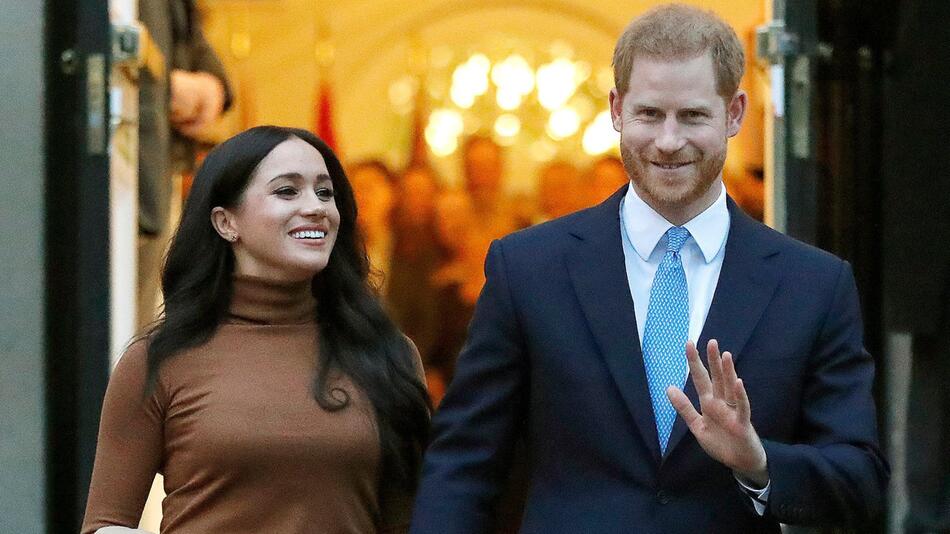 Prinz Harry und Meghan erklären finalen Rückzug