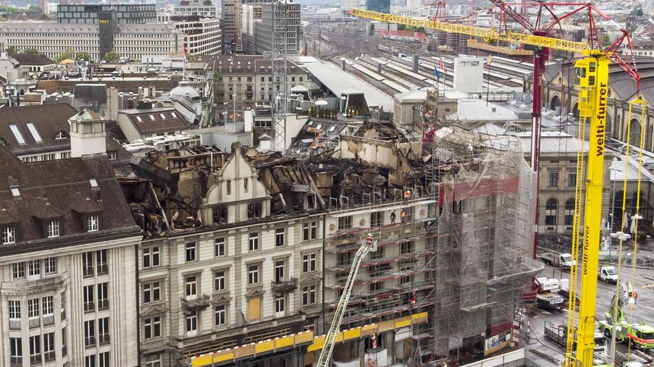 Nach einem Großbrand in Zürich