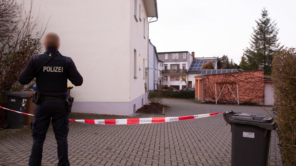 Mann ersticht Ehefrau in Idstein