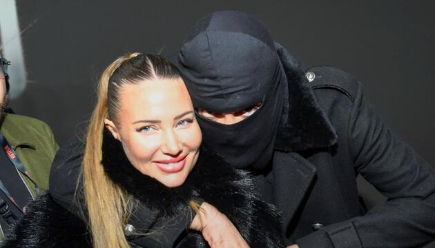 Nina Anhan und Haftbefehl: Ihren Ehering trägt sie aktuell nicht, die Hoffnung hat sie nicht ...