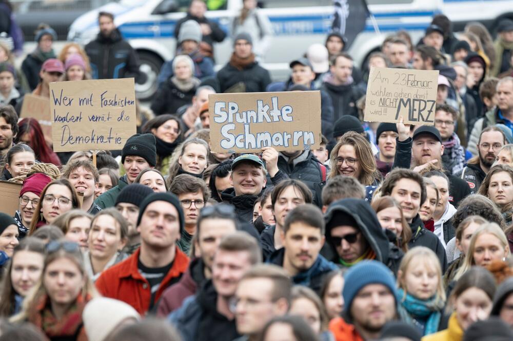 Demonstration zur Migrationspolitik – Dresden