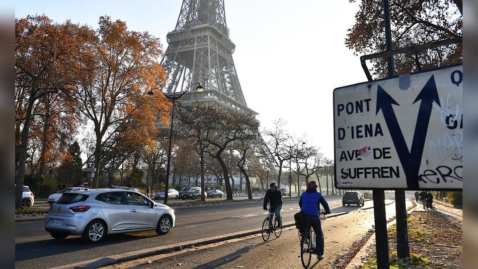 Mit dem Auto nach Paris zu reisen, wird ab sofort teurer - zumindest wenn man mit dem SUV auf ...