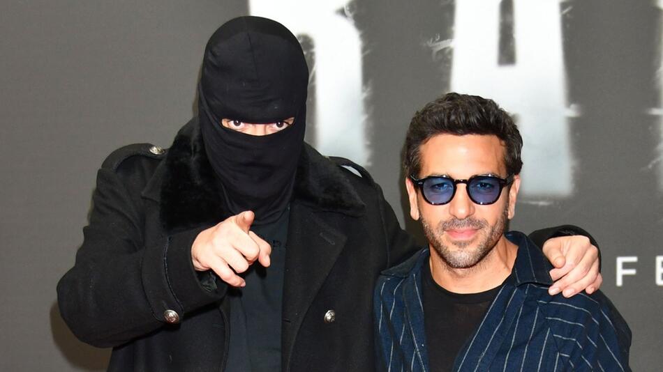 Rapper-Haftbefehl und Elyas M'Barek (r.) bei der Premiere von