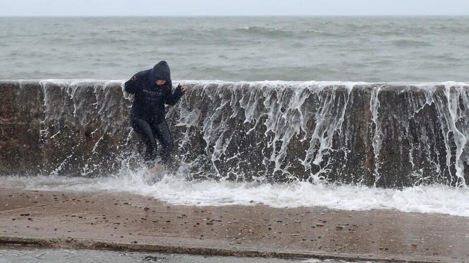 Sturmtief "Ellen" in Irland