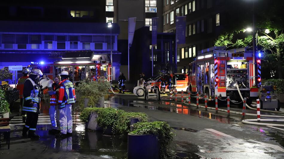 Brand im Marien Hospital Düsseldorf