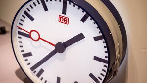 Bahn-Uhr