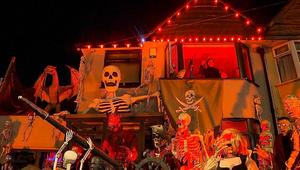 Halloween-Fieber in Birmingham: Paar investiert 24.000 Euro in Horrordeko