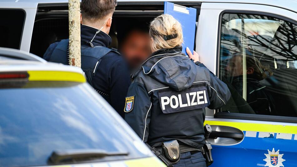 Großeinsatz der Polizei in Rimbach