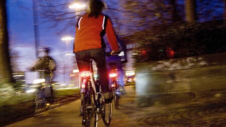 wandhalterung fahrrad Fahrrad Wandhalterung Johannes aus Holz von den Bicycledudes