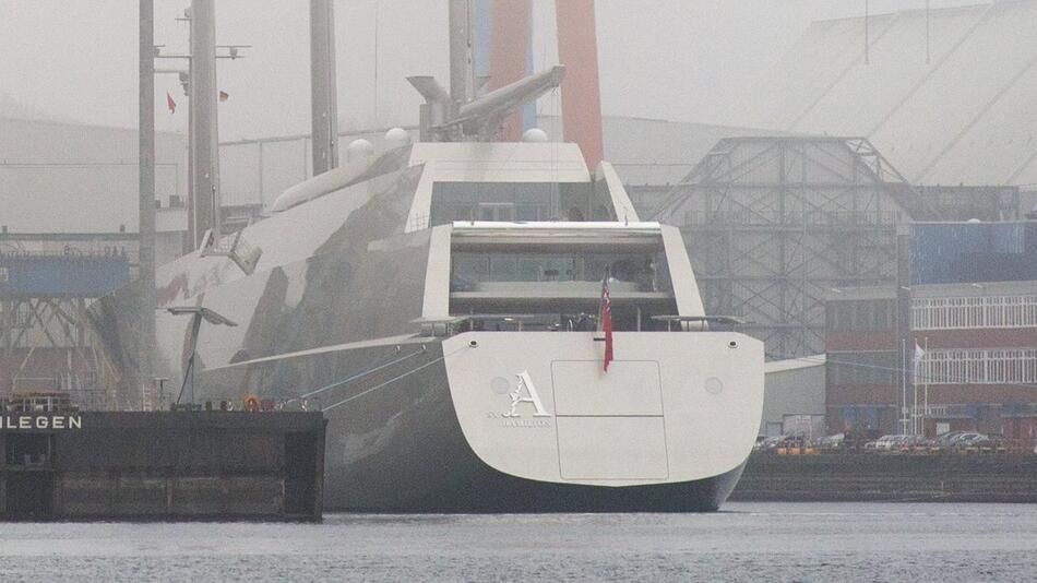 Mega sailing yacht 'Sailing Yacht A'