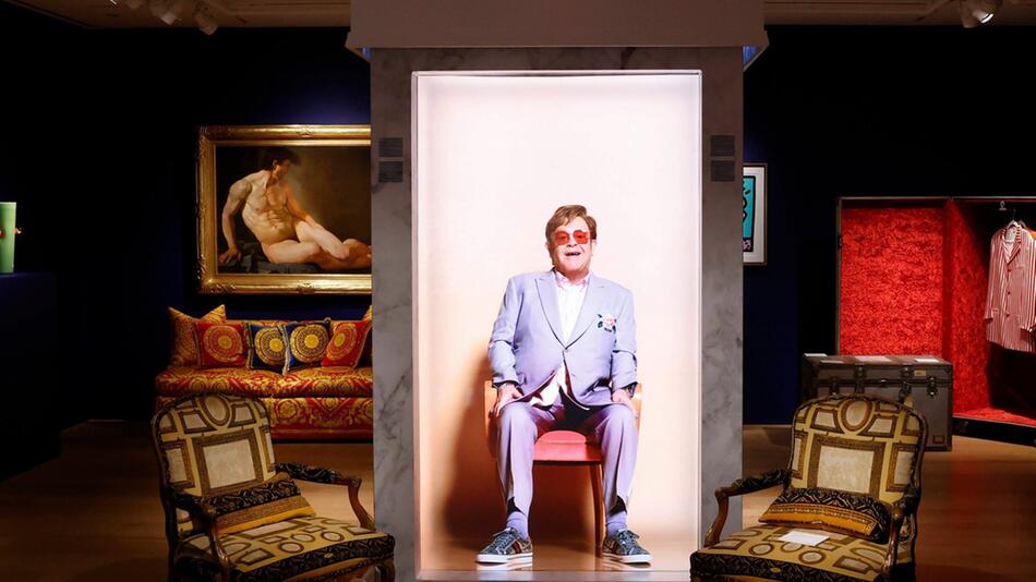 Ein Blick in das Pop-Up-Museum zur Auktion "The Collection of Sir Elton John. Goodbye Peachtree ...
