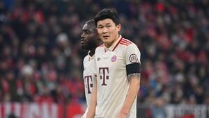 Dayot Upamecano und Minjae Kim vom FC Bayern