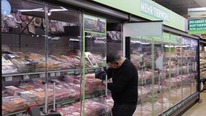 Aldi Süd sortiert Fleisch neu - Kritik folgt prompt