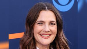 Schauspielerin Drew Barrymore setzt im Netz ein Zeichen für Natürlichkeit.