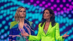 Komikerin Hazel Brugger (l.) und die ehemalige ESC-Kandidatin Sandra Studer führten durch den Abend.
