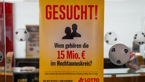 Plakat zur Suche nach dem Lottogewinner