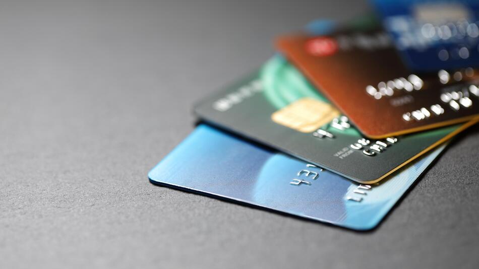 Kreditkarte, bezahlen, DKB, sicher, sparen, Limit, Kosten