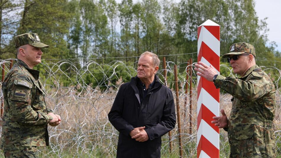 Polens Ministerpräsident Tusk besucht Grenze zu Belarus