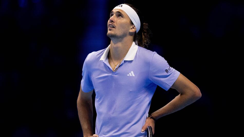 Alexander Zverev muss sich im Halbfinale der ATP-Finals erneut gegen Taylor Fritz geschlagen geben.