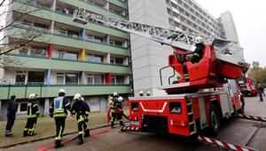 Feuerwehrübung an einem Hochhaus