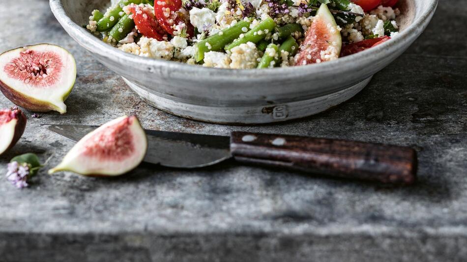 Quinoa-Salat mit Feigen, Feta und grünen Bohnen