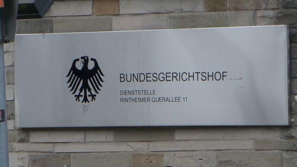 Jugendliche Rechtsterroristen? Polizei nimmt mehrere Verdächtige fest