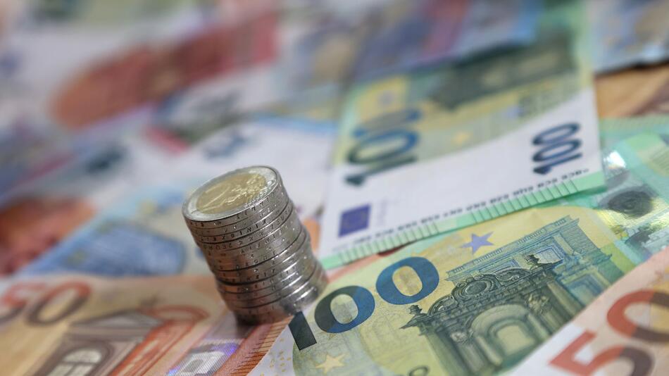 Euro-Münzen und Euro-Banknoten