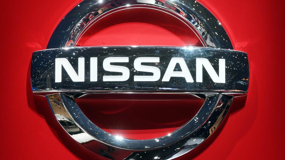 Nissan streicht 12 500 Stellen