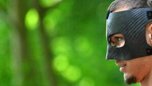 Tim Lemperle trainierte am 16. Mai 2025 mit Gesichtsmaske.