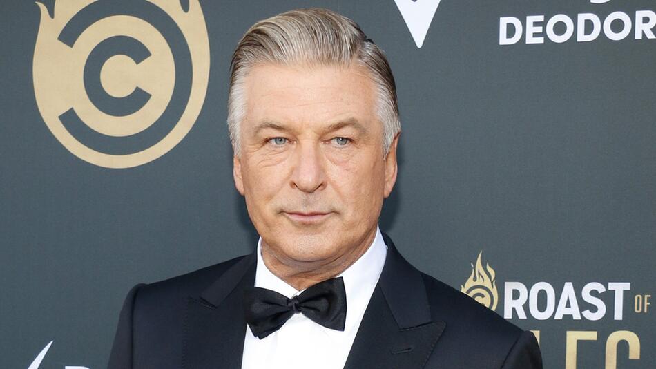 Ein Strafprozess gegen Alec Baldwin wurde eingestellt.