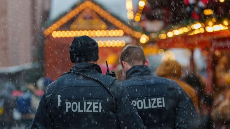 Polizeipräsenz auf Weihnachtsmarkt