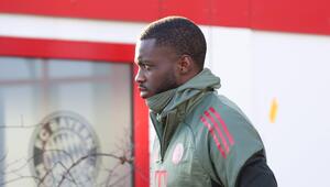 Noch ist unklar, wie es bei Bayern-Star Dayot Upamecano weitergeht.