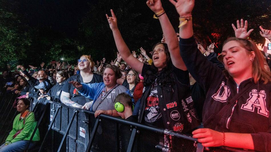 Auftakt des Festivals "Jamel Rockt den Förster"