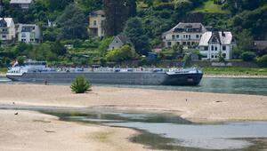 Niedrigwasser am Rhein - Oberwesel
