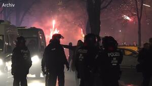 "Pyroexzesse": 4.300 Polizisten sichern Silvester in Berlin