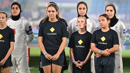 Iran-Krieg - Irans Fußballerinnen schweigen bei Nationalhymne