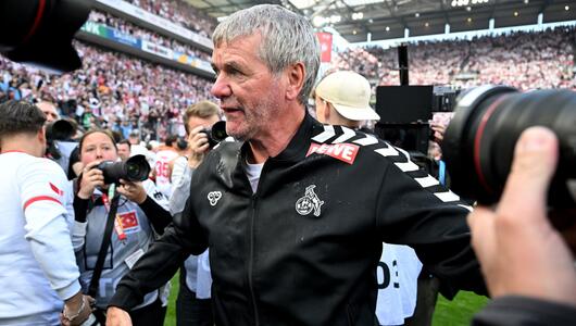 Friedhelm Funkel bleibt trotz Aufstieg nicht in Köln.