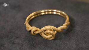 Goldener Armreif