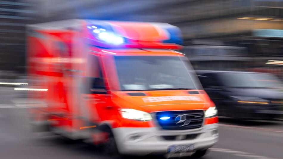 Krankenwagen im Einsatz - Archiv