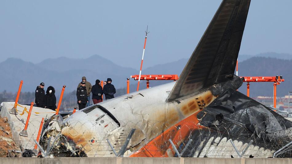 Passagierflugzeug in Südkorea verunglückt